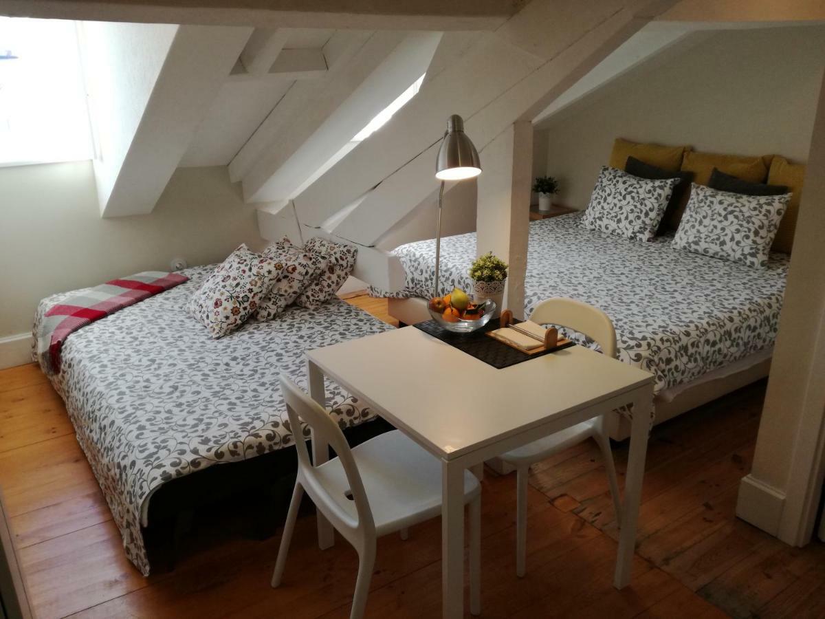 Ah33 - Estudios Coimbra Bagian luar foto